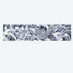 Design del tatuaggio semi-permanente Pesce Koi e Onde di Loto di INKON – illustrazione giapponese, orizzontale, fascia, pesce, nuota, 2 x 9 in (5x23cm), disponibile su inkon.co