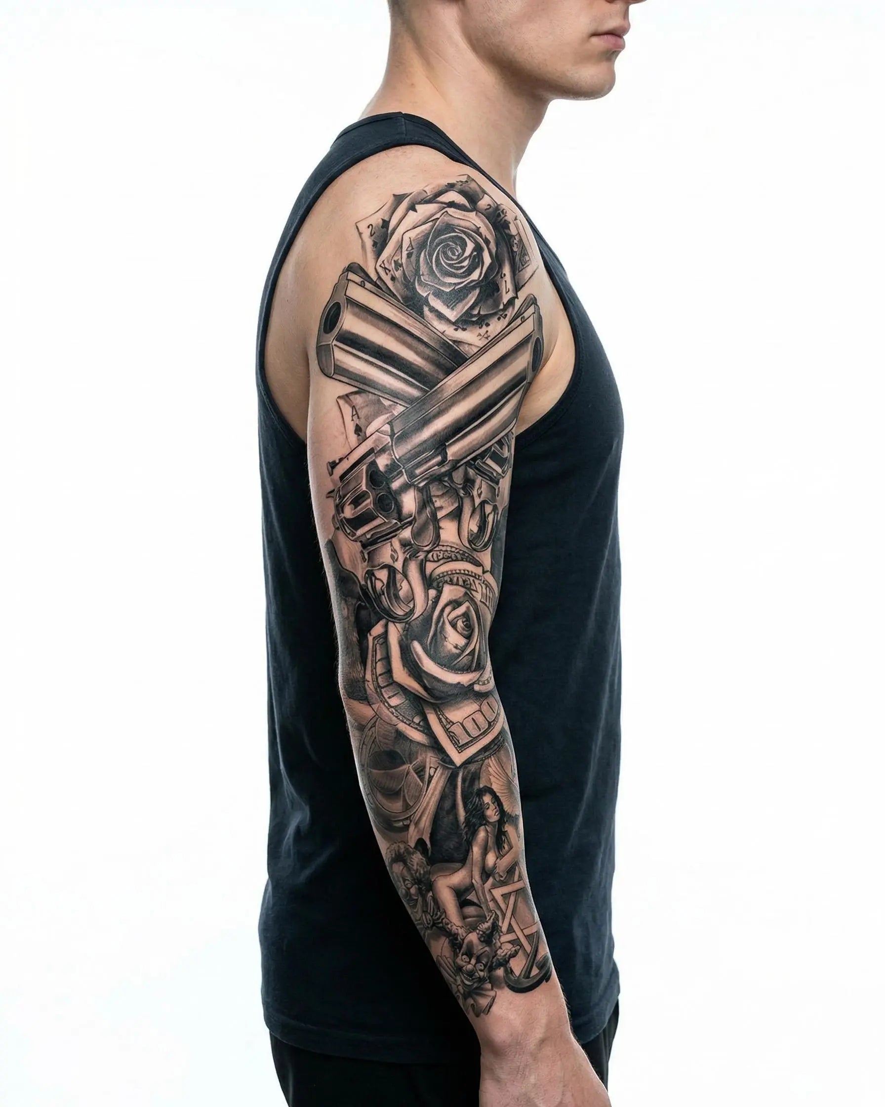 Tatuaggio semi-permanente INKON Revolvers & Roses applicato su un uomo – design 8 x 20 in (20x50cm), aspetto realistico dell'inchiostro, dura 10 giorni