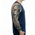 Tatuaggio semi-permanente INKON Poseidon & Storm Ship applicato su un uomo – design 8 x 20 in (20x50cm), aspetto realistico dell'inchiostro, dura 10 giorni