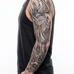 Tatuaggio semi-permanente INKON Phoenix Rising applicato su un uomo – design 8 x 20 in (20x50cm), aspetto realistico dell'inchiostro, dura 10 giorni