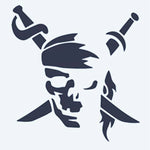 Design del tatuaggio semi-permanente Pirate Skull & Swords di INKON – illustrazione di teschio di pirata con bandana e sciabole incrociate, 2 x 2 in (5x5cm), disponibile su inkon.co